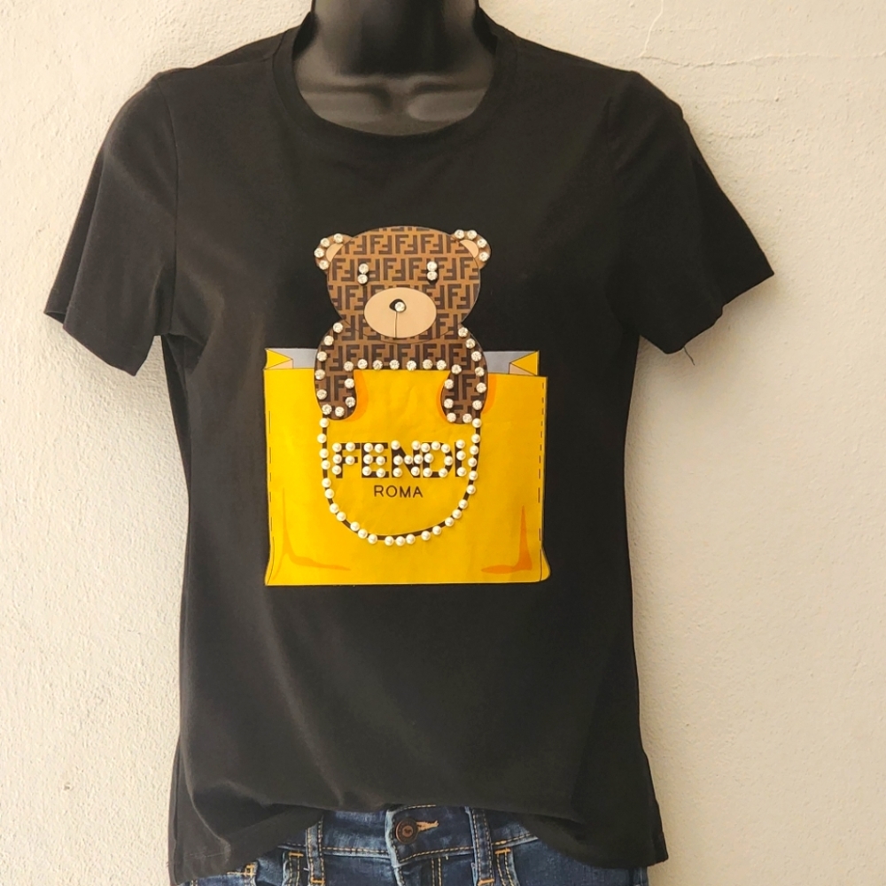 Lu fashions embedded t-shirt, NWOT